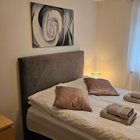 B&B Rooms Husavik 3 外观 照片