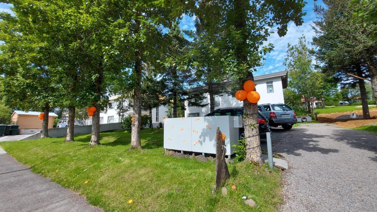 B&B Rooms Husavik 3 外观 照片